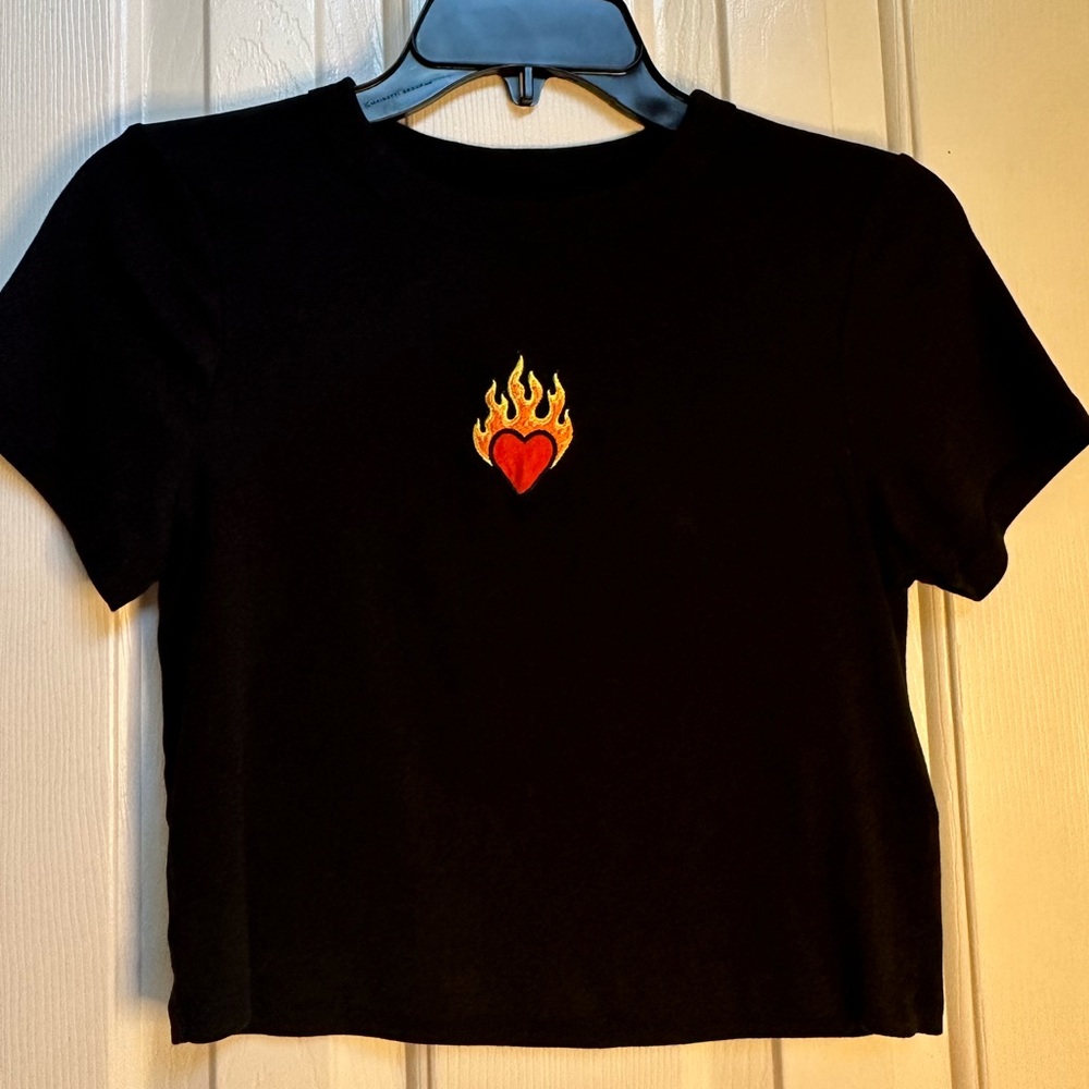 Flaming Heart Patch Black Baby Tee